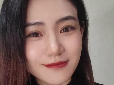 小美嘉信入金。 #人间观察计划 #普通而珍贵的她 #美股 #纳斯达克 #川普