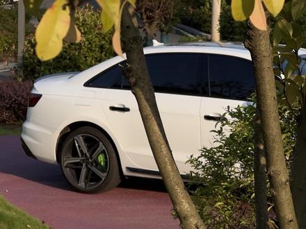 豪华也可以变星夜#奥迪 #奥迪a4l