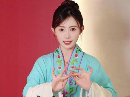 今天有点苦,挖野菜啦~#戏腔 #武家坡2021