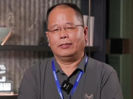 【学员风采】长沙均亚牛奶销售有限公司创始人梁立新:在长沙做了20年校园牛奶销售项目挺好的,但是却走不出长沙,跟客户也说不清楚。通过昆仑两次战略定位学习,豁然开朗,方向明确了,经营更聚焦,信心更足了!【战略定位在中国的实践】#战略定位 #企业战略 #品牌定位 #品牌营销 #商业思维