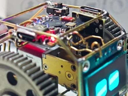 DIY桌面机器人#电子爱好者