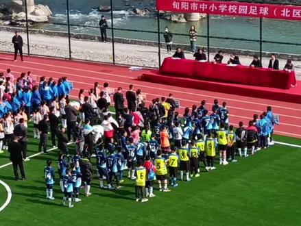 比赛是一种经历;参与是一种快乐; 得奖是一种荣誉;运动会圆满结束,所有的运气和惊喜都来自于你们的认真努力,愿未来乘风破浪,一路精彩相伴!