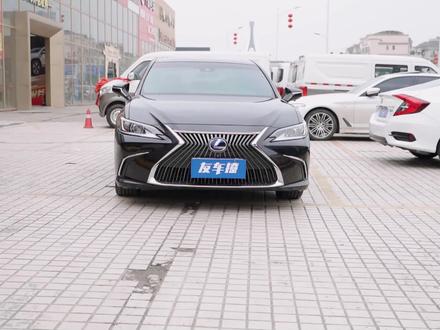 雷克萨斯es300h这些优缺点,到底值不值得买?#雷克萨斯 #雷克萨斯es300h #油电混动 #全dou是靓车 #抖音拍车