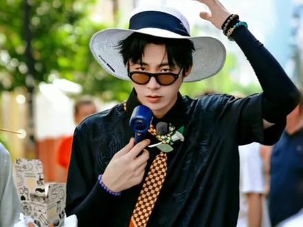 刘宇宁新西兰路透来袭,谁被帅到了?