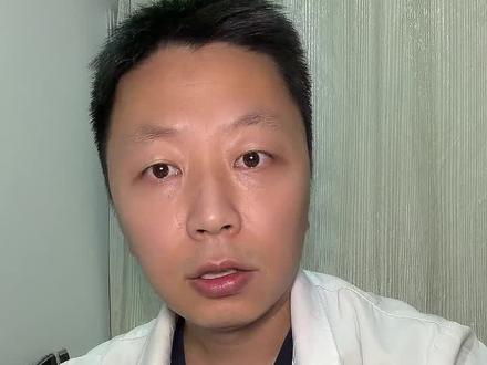 泡脚到底是养生的利器,还是在给身体埋雷? #抖出健康知识宝藏 #我的年度健康盘点 #崔翳僧