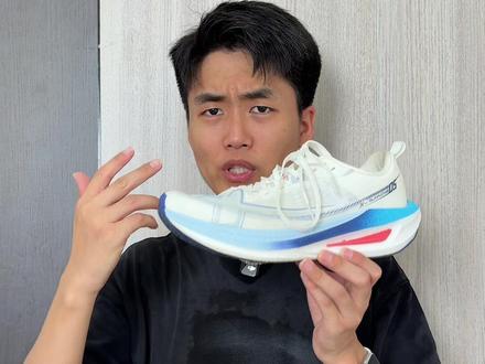 跑100公里才敢骂!一体成型5代就是拉了坨大的…#跑步鞋 #跑鞋 #一体成型5代 #跑步 #跑鞋测评