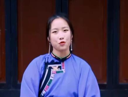 凤阳汉装,元末明初,为了边疆安稳,征西军人后代永久留在西南边陲