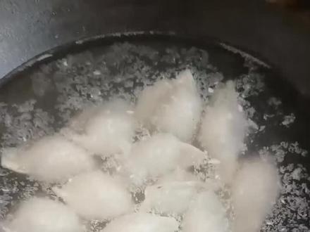煮速冻水饺的教程来喽#在家做美食 #动手自己做美食