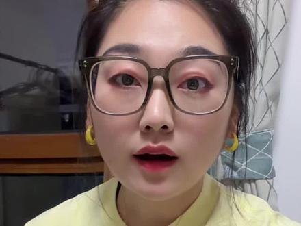 #真实生活分享官 周末法定节日休市,买积存金的地方,没有十全十美,各有利弊吧,你们觉得哪个银行更方便呢?#积存金 #黄金 #投资有风险理财需谨慎