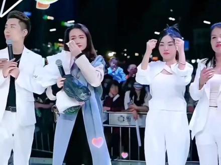 #🌈小艾🌈小刚#🌈李向北 🌈#八同 #🌈佳哥 🌈#杨昊 #🌈豚豚#🌈莫妮卡
祝彩虹团一路长虹