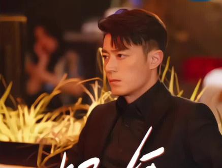 轻年最新剧情 直到马丁的手术成功,兄弟四人携手创办豹房小馆,这才真正完成了小姨的遗愿。#轻年#田雨 #独白#新剧来袭 #新剧推荐