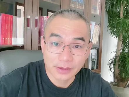 请尊重每一位运动员
尊重体育精神