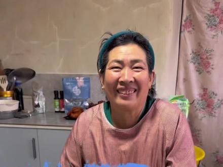 腊八蒜 腊八蒜变绿的关键在蒜不在醋,就饺子就肉咋吃都好吃#记录真实生活 #腊八蒜 #腊八蒜一天就变绿 #抖音新农人 #新农人计划2026