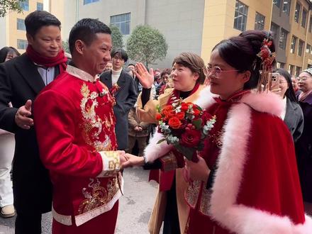 师公教的好,徒孙自然差不了!#阳光8点 #聂维定