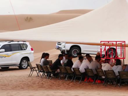 洋河与京东达成战略合作
刘强东等共饮洋河大曲光瓶酒