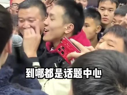 小朋友们不要学哦#篮球 #球鞋修复培训 #洗鞋培训