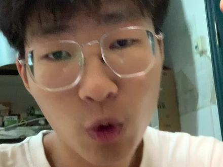 打个微信电话手机发烫,什么手机可以不烫#小米手机 #苹果手机 #手机发热