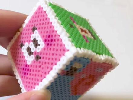 用拼豆做一个立体的比奇堡骰子🎲
#比奇堡 #邪修拼豆 #立体拼豆 #我在抖音玩拼豆 #拼豆教程