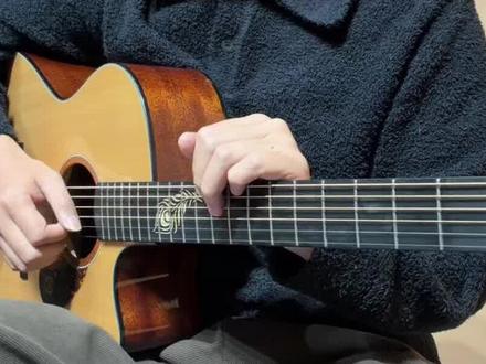 《小半》主歌吉他指弹详细教学来啦! 曲谱放在评论区和视频最后,教学有点长,记得先收藏起来,方便随时翻阅学习,宝子们加油!#泰玛tg5pro雀影 #泰玛吉他 #吉他 #吉他教学 #吉他初学者