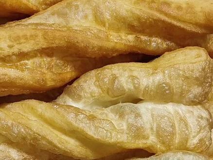 盐碱矾油条,小时候的味道童年的回忆,百吃不厌。