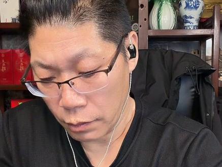 宅基地没有审批手续咋办 每天晚上7点直播连麦解决三农问题
#农村 #宅基地 #日常 #土地确权 #三农