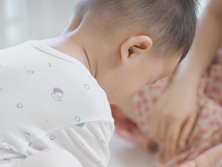 上周遛娃,他跑到碎石堆上玩,唤起我尘封已久的记忆——曾经风靡小学的游戏,班主任没收了一抽屉的石子。#文化遗产在抖音 #趣味游戏