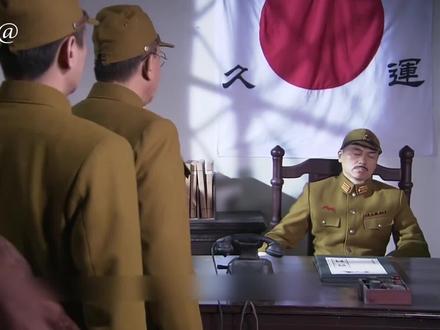 飞虎队46:冈村大佐的死必须要有人承担责任,松尾拿阎田当替死鬼 #抗战剧 #持续关注持续精彩 #原创剪辑