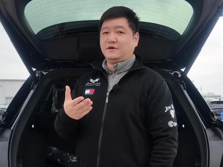 凯迪拉克减配了备胎? 这两样东西更实用,手把手教你使用充气泵和补胎液。#凯迪拉克#备胎#轮胎打气技巧 #每天一个用车知识 #用车知识