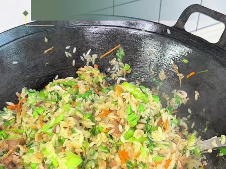 一年吃一次的温州芥菜饭真的好好吃呀‼️#芥菜饭 #抖音美食创作人 #创作者中心 #创作灵感 #温州美食