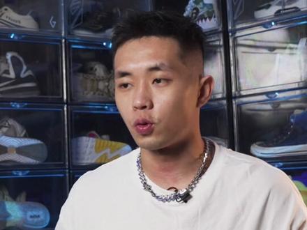 “球场上的鄙视链(7),居然真的是“垃圾”鞋?#品哥学堂