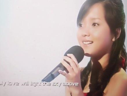 #不谈歌声,阳蕾长得也确实很甜美,但是唱功确实是普通。#音乐现场 #选秀