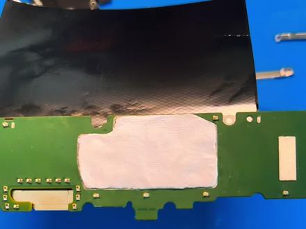 一加平板2pro改散热的个人方法,希望可以给想改散热的人一些参考,这个设备大家完全可以自己去改,没什么难度,备好硅脂,3m屏幕胶,没什么难度