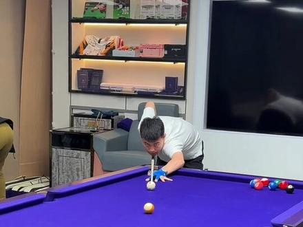 台球圈重磅!张堃鹏与乔氏十年合约即将到期!
#张堃鹏 #台球 #乔氏 #独牙 #康溪