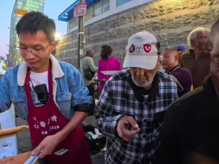 竞选之路正朝着我期待的方向稳步前行,感谢大家的支持#小唐闯美国#竞选市长