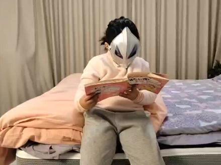 迪迦奥特曼肚子变大了😱😱😱既然要生宝宝了🌹🌹我们一起给他加油 #迪迦奥特曼 #恶搞系列 #奥特曼 #纯属娱乐无不良导向