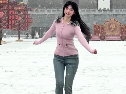 新版本 游山恋来咯~ #游山恋dj #甜妹 #抖音热门舞蹈计划