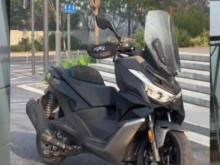 平时跑到400公里去加油是刚好的#跟贾哥学骑车 #机车 #摩托车 #无极sr250gt