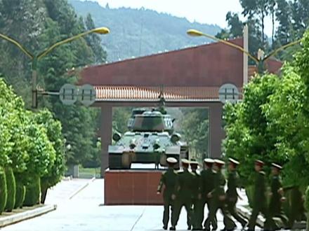 为什么老马班长退伍是必然的? #许三多 #老马班长 #士兵突击 #军旅剧 #剧情解读