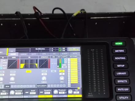 x32 AUX输出口设置