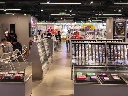 杭州卡淘线下店探店vlog
#球星卡 #nba球星卡 #nba拆卡 #nba #周杰伦
杭州球星卡探店第二弹 最后还有一个小彩蛋
卡店位置 杭州工联cc b2
贩卖机位置 工联l3
@卡淘CardHobby @KALIJOY收藏生活方式
@DOU+上热门 @DOU+小助手