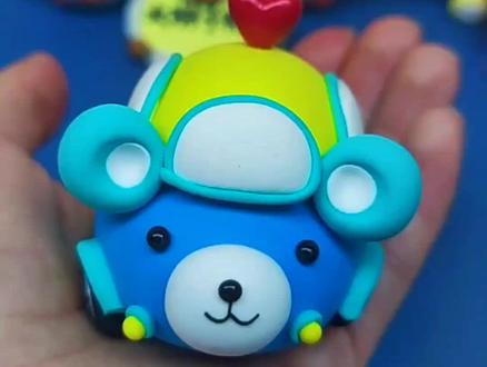 六一来喽,快捏个卡通小汽车送给宝贝当礼物吧~#六一儿童节#粘土 #手工 #六一儿童节礼物 #兴趣才艺