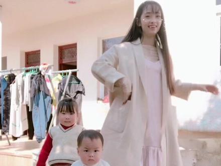 儿子 你怎么了? 太嗨了吗?😄