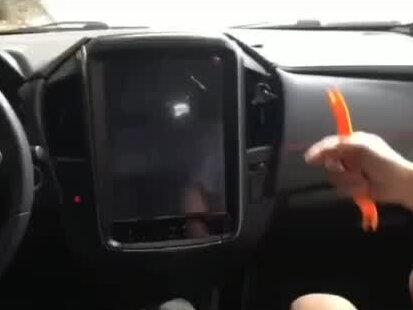 #纳智捷u6花屏,闪屏,黑屏中控拆装全过程