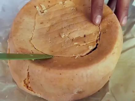 世界上最危险的奶酪。#带你看世界 #美食