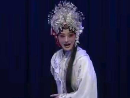 请大家欣赏陕西戏曲研究院演绎的秦腔剧《鬼怨*杀生》,由张雅琴饰演李慧娘#秦腔 #陕西dou知道 #我要上热门 @DOU+小助手