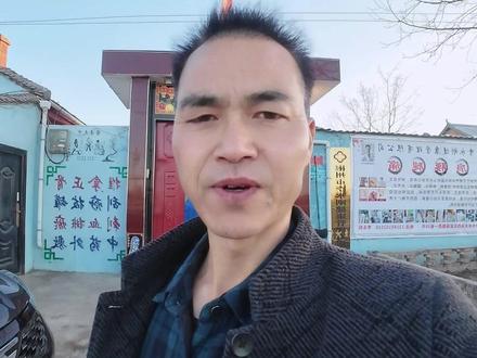 关于古丝绸之路起点:是陕西长安(今西安)还是河南洛阳,有争议,查阅资料做一期视频给大家普及一下,西汉张骞从长安(西汉首府)出使西域是创始人,东汉班超是后来者从洛阳(东汉首府)出使西域,发扬光大者,有不同意见评论区留言#农村生活视频 #丝绸之路 #创作者扶持计划 #内容启发搜索 #我为家乡代言@蒋晓亮(东天山骆驼队队长) @咸阳文旅 @娟子 @DJI大疆创新