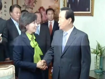 YS:小罗,你刚才说什么我有点没听清
#金泳三 #罗卿瑗