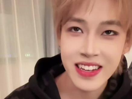 我去了,这么多人#万岁山武侠城 #韩汶栩 #韩汶栩直播 #直播录屏分享 #线下 @韩汶栩