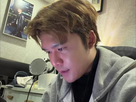 ColorOS16 迎来新年首次更新!满血版哈苏超清模式来啦!
#coloros16 永远不会让你失望,2026年第一次更新说来就来,而且升级的项目很多,比如影像系统上的#哈苏超清模式 终于可以全局EV调整曝光啦!这样可以更好的控制光线拍摄更完美的5000万像素照片或者两亿像素照片!编辑高像素照片也不会再磨损画质啦!还有很多小布建议,小布提醒的新功能补充,系统也更加稳定省电了!!大家快去(尝鲜申请)里更新 502 版本!#玩机技巧 #OTA狂魔 #oppo