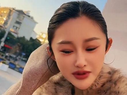 成年人的不容易,哪是我一句话就能讲的清楚的?#人生不过几回首